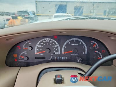 Zdjęcie 9 z 13 samochodu: 2002 FORD EXPEDITION EDDIE BAUER VIN:1FMRU17W32LA47547 - miniatura