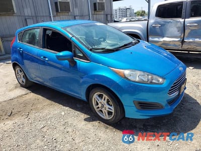Czwarte zdjęcie samochodu z boku: 2017 FORD FIESTA SE VIN:3FADP4EJXHM162190 - miniatura