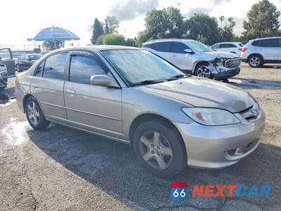 Czwarte zdjęcie samochodu z boku: 2004 HONDA CIVIC EX VIN:2HGES26734H640237 - miniatura