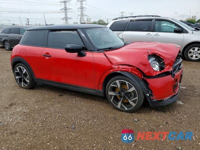Czwarte zdjęcie samochodu z boku: 2025 MINI COOPER BASE VIN:WMW13GD09S2W73047 - miniatura