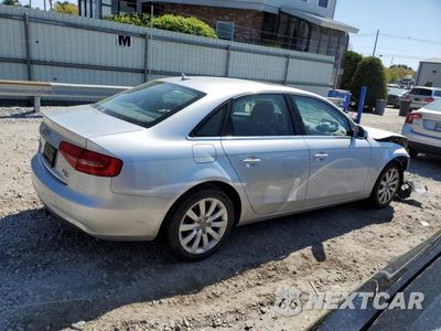 Trzecie zdjęcie samochodu z tyłu: 2013 AUDI A4 PREMIUM VIN:WAUBFAFL3DN044028 - miniatura