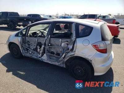 Drugie zdjęcie samochodu z przodu: 2011 HONDA FIT VIN:JHMGE8H38BC005282 - miniatura