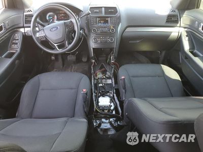 Zdjęcie 8 z 14 samochodu: 2016 FORD EXPLORER POLICE INTERCEPTOR VIN:1FM5K8AR5GGB80987 - miniatura