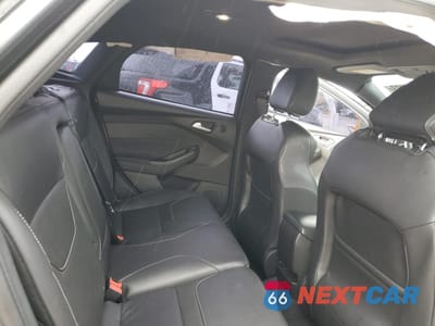 Zdjęcie 10 z 13 samochodu: 2017 FORD FOCUS ST VIN:1FADP3L92HL229708 - miniatura