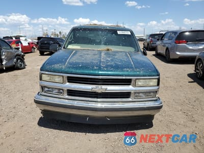 Piąte zdjęcie samochodu w środku: 1997 CHEVROLET SUBURBAN C1500 VIN:3GNEC16R6VG173251 - miniatura