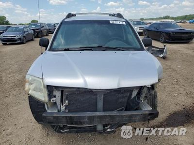 Zdjęcie 9 z 26 samochodu: 2005 MITSUBISHI ENDEAVOR LS VIN:4A4MN21SX5E023643 - miniatura