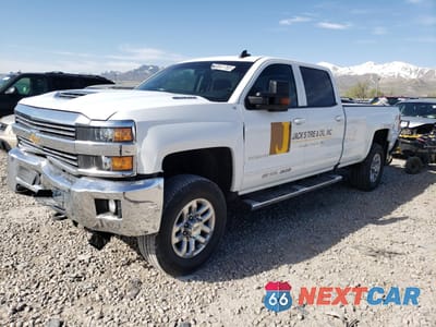 2018 CHEVROLET SILVERADO K3500 LT 1GC4KZCY5JF219570 - główne zdjęcie licytacji z USA - miniatura