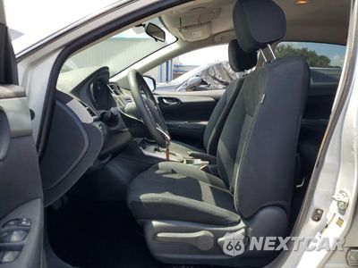 Zdjęcie 7 z 12 samochodu: 2017 NISSAN SENTRA S VIN:3N1AB7AP9HY333806 - miniatura