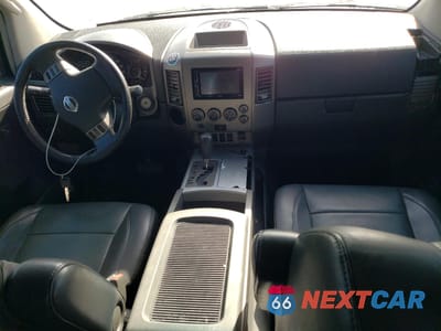 Zdjęcie 8 z 13 samochodu: 2005 NISSAN ARMADA SE VIN:5N1AA08A75N724319 - miniatura