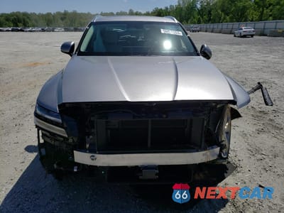 Piąte zdjęcie samochodu w środku: 2023 GENESIS GV80 BASE VIN:KMUHCESC0PU122548 - miniatura