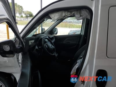 Zdjęcie 7 z 14 samochodu: 2022 RAM PROMASTER CITY TRADESMAN VIN:ZFBHRFAB0N6X61498 - miniatura