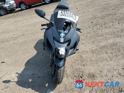 Zdjęcie 9 z 11 samochodu: 2004 SUZUKI GSX-R600 K VIN:JS1GN7CA542110513 - miniatura