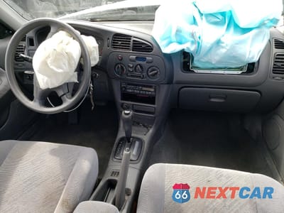 Zdjęcie 8 z 12 samochodu: 2001 MITSUBISHI MIRAGE ES VIN:JA3AY26C71U016263 - miniatura
