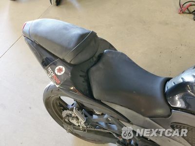 Zdjęcie 6 z 11 samochodu: 2012 KAWASAKI EX250 J VIN:JKAEXMJ15CDAA1800 - miniatura