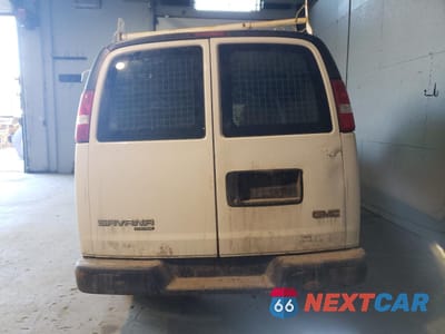 Zdjęcie 6 z 13 samochodu: 2015 GMC SAVANA G2500 VIN:1GTW7FCF0F1252519 - miniatura