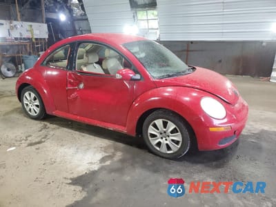 Czwarte zdjęcie samochodu z boku: 2008 VOLKSWAGEN NEW BEETLE S VIN:3VWPW31C68M519728 - miniatura