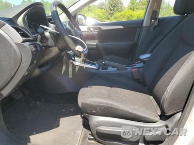 Zdjęcie 7 z 12 samochodu: 2018 NISSAN SENTRA S VIN:3N1AB7AP7JY312863 - miniatura