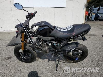 Trzecie zdjęcie samochodu z tyłu: 2018 KAWASAKI SR650 VIN:JKABRRJ14JDA09432 - miniatura