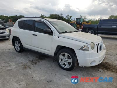 Czwarte zdjęcie samochodu z boku: 2009 JEEP COMPASS SPORT VIN:1J8FF47B99D137380 - miniatura