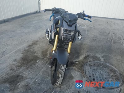 Drugie zdjęcie samochodu z przodu: 2017 HONDA GROM 125 VIN:MLHJC6112H5204610 - miniatura