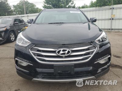 Piąte zdjęcie samochodu w środku: 2017 HYUNDAI SANTA FE SPORT VIN:5NMZWDLA6HH052004 - miniatura