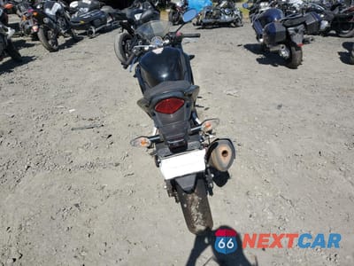 Czwarte zdjęcie samochodu z boku: 2012 HONDA CBR250 R VIN:MLHMC4102C5201045 - miniatura