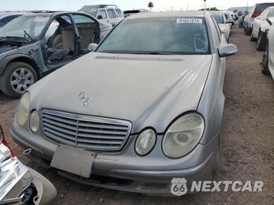 Piąte zdjęcie samochodu w środku: 2003 MERCEDES-BENZ E 500 VIN:WDBUF70J83A188829 - miniatura