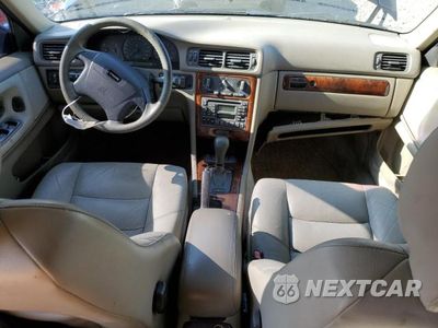 Zdjęcie 8 z 13 samochodu: 1999 VOLVO V70 XC VIN:YV1LZ56DXX2570610 - miniatura