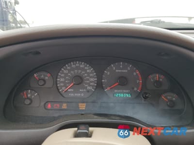 Zdjęcie 9 z 12 samochodu: 1999 FORD MUSTANG GT VIN:1FAFP42X0XF109028 - miniatura