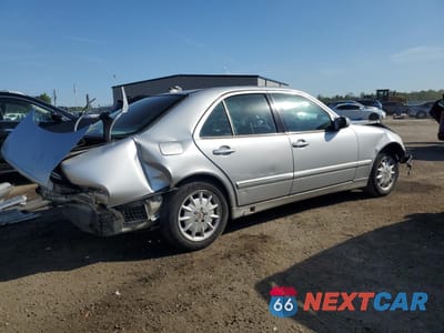 Trzecie zdjęcie samochodu z tyłu: 2001 MERCEDES-BENZ E 320 VIN:WDBJF65J81B179612 - miniatura