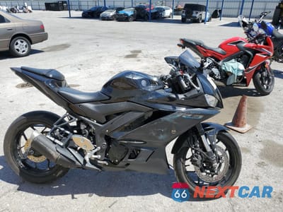 2022 YAMAHA YZFR3 A MH3RH18Y0NK009312 - główne zdjęcie licytacji z USA - miniatura
