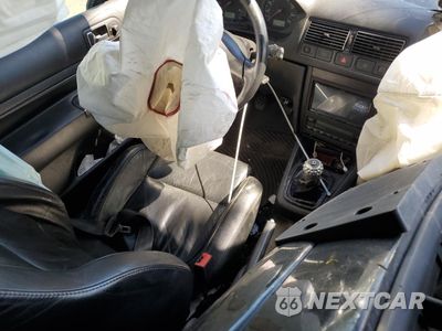 Zdjęcie 8 z 13 samochodu: 2003 VOLKSWAGEN GTI VR6 VIN:9BWDH61J034055099 - miniatura