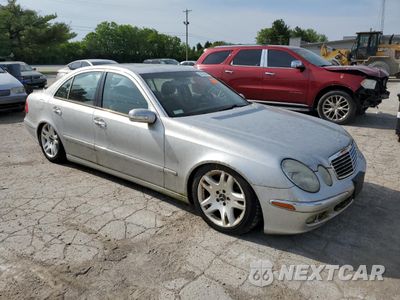 Czwarte zdjęcie samochodu z boku: 2003 MERCEDES-BENZ E 500 VIN:WDBUF70J93A239237 - miniatura