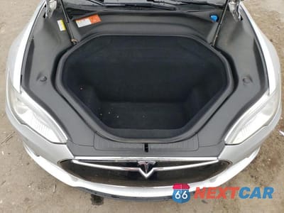 Zdjęcie 11 z 12 samochodu: 2015 TESLA MODEL S 85D VIN:5YJSA1H29FFP75876 - miniatura