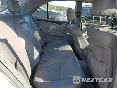Zdjęcie 10 z 15 samochodu: 2001 MERCEDES-BENZ E 320 VIN:WDBJF65J81B179612 - miniatura