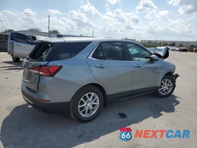 Trzecie zdjęcie samochodu z tyłu: 2024 CHEVROLET EQUINOX LT VIN:3GNAXUEG8RS138766 - miniatura