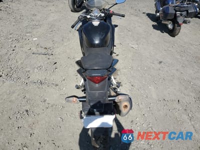 Zdjęcie 6 z 10 samochodu: 2012 HONDA CBR250 R VIN:MLHMC4102C5201045 - miniatura