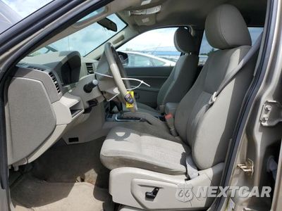 Zdjęcie 13 z 26 samochodu: 2005 JEEP GRAND CHEROKEE LAREDO VIN:1J4GR48K15C599279 - miniatura