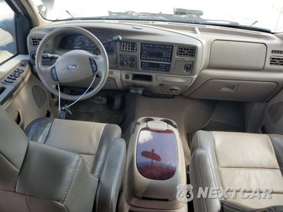 Zdjęcie 8 z 13 samochodu: 2004 FORD EXCURSION EDDIE BAUER VIN:1FMSU45P54EC48064 - miniatura