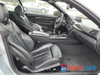 Zdjęcie 7 z 12 samochodu: 2015 BMW M4 VIN:WBS3U9C53FP968065 - miniatura