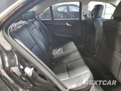 Zdjęcie 10 z 12 samochodu: 2012 MERCEDES-BENZ C 300 4MATIC VIN:WDDGF8BB9CR235819 - miniatura