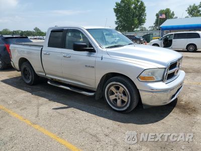 Czwarte zdjęcie samochodu z boku: 2009 DODGE RAM 1500 VIN:1D3HB18P39S802412 - miniatura