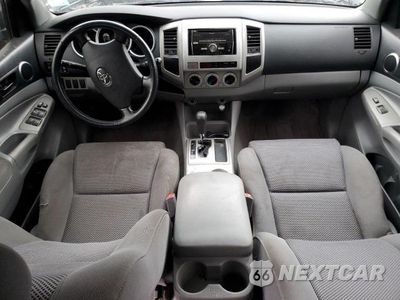 Zdjęcie 8 z 12 samochodu: 2005 TOYOTA TACOMA DOUBLE CAB PRERUNNER VIN:3TMJU62N65M005745 - miniatura