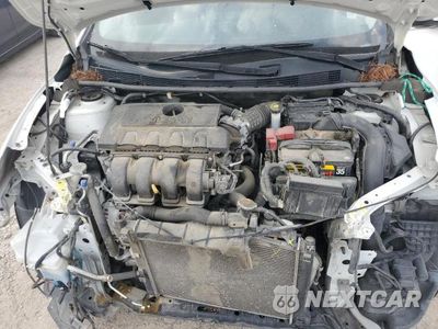 Zdjęcie 11 z 13 samochodu: 2016 NISSAN SENTRA S VIN:3N1AB7AP8GL644378 - miniatura