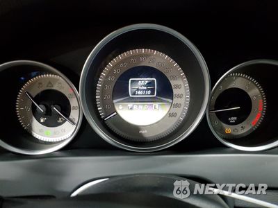 Zdjęcie 9 z 12 samochodu: 2012 MERCEDES-BENZ C 300 4MATIC VIN:WDDGF8BB9CR235819 - miniatura