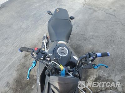 Piąte zdjęcie samochodu w środku: 2017 HONDA GROM 125 VIN:MLHJC6112H5204610 - miniatura