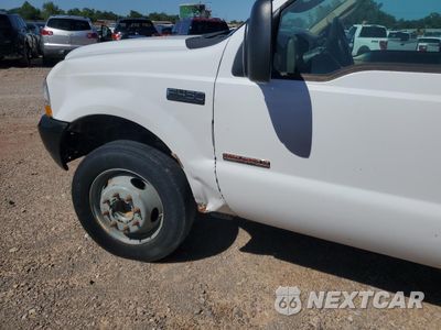 Zdjęcie 9 z 10 samochodu: 2004 FORD F450 SUPER DUTY VIN:1FDXW46P14EC69735 - miniatura