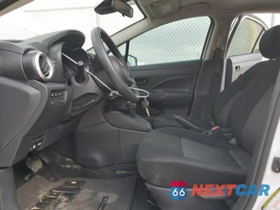 Zdjęcie 7 z 12 samochodu: 2023 NISSAN VERSA S VIN:3N1CN8DV4PL871633 - miniatura