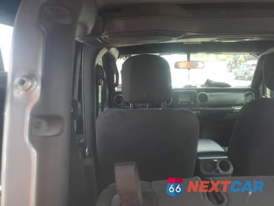 Zdjęcie 8 z 11 samochodu: 2020 JEEP WRANGLER SPORT VIN:1C4GJXAG8LW218057 - miniatura
