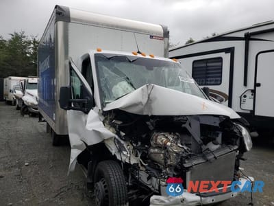 Czwarte zdjęcie samochodu z boku: 2023 MERCEDES-BENZ SPRINTER 4500 VIN:W1X9N33Y3PN240149 - miniatura